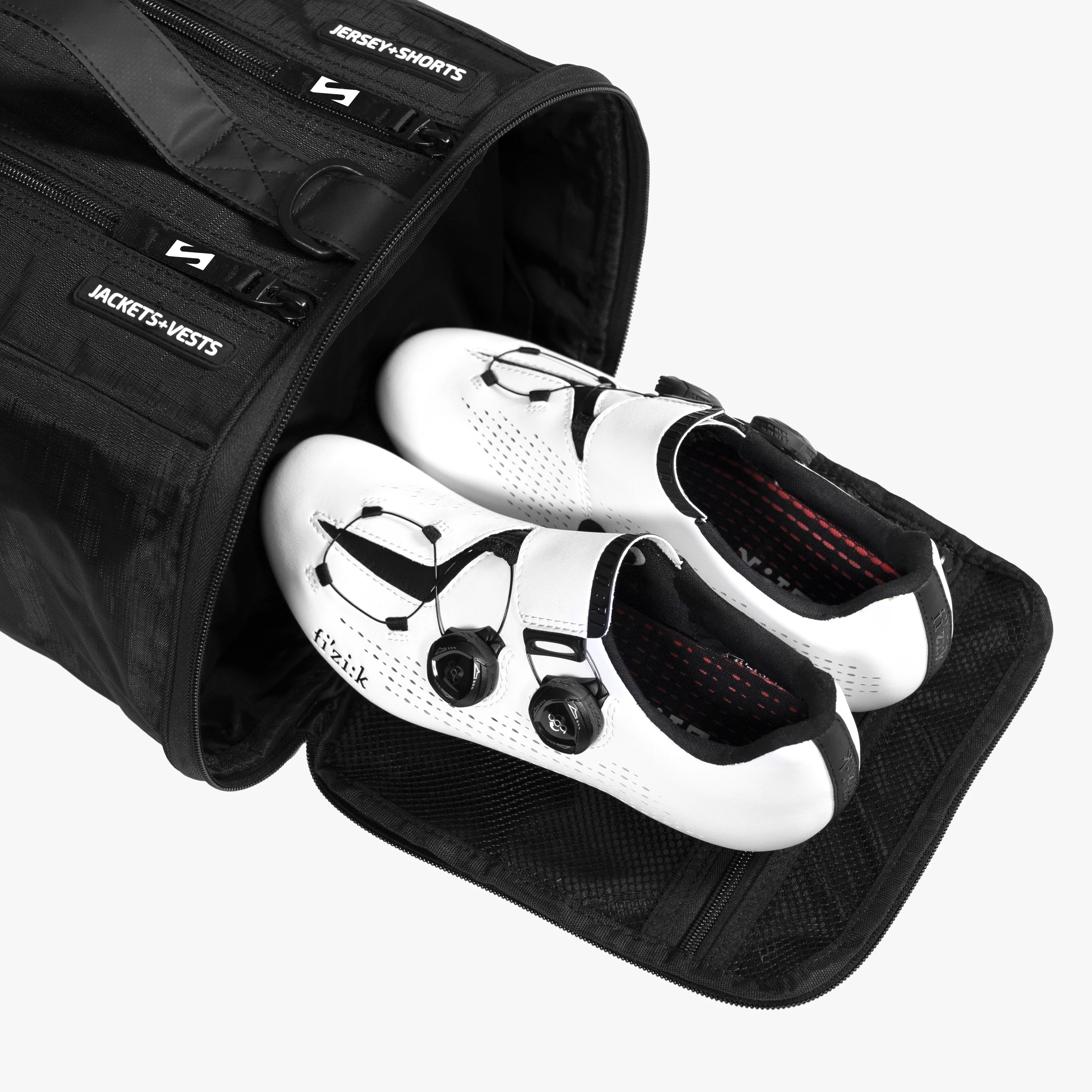 ESSENTIALS CYCLING KIT RACE DAY RAIN BAG - Image 6